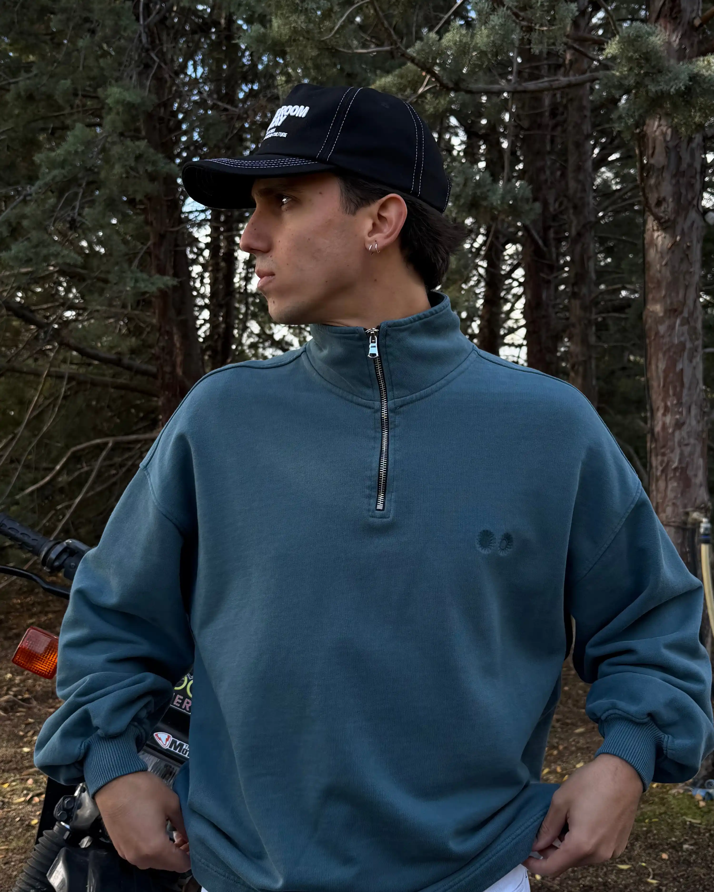 Founder Halfzip Green - Image 4